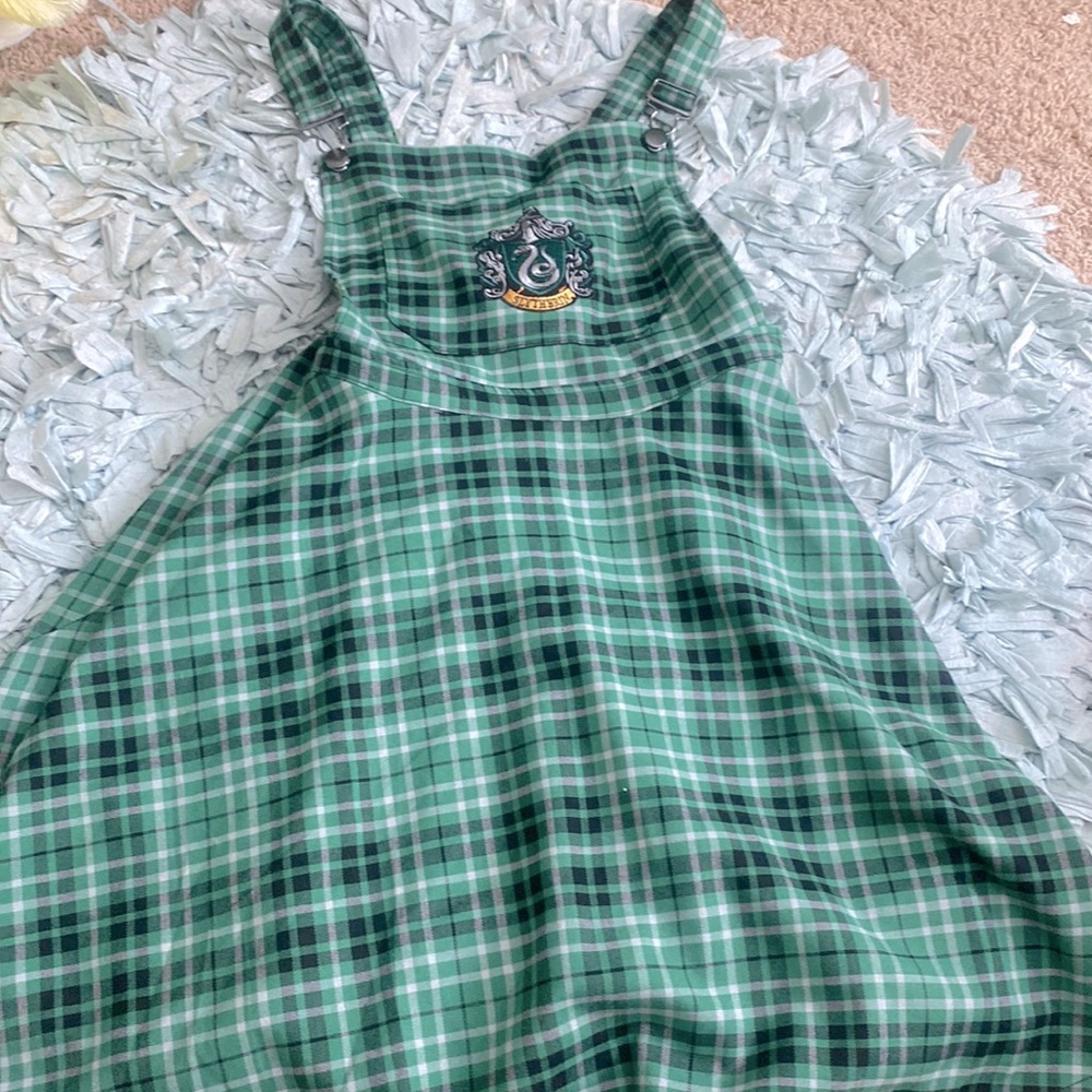 I’m selling my last year halloween costume i only wore once haha!